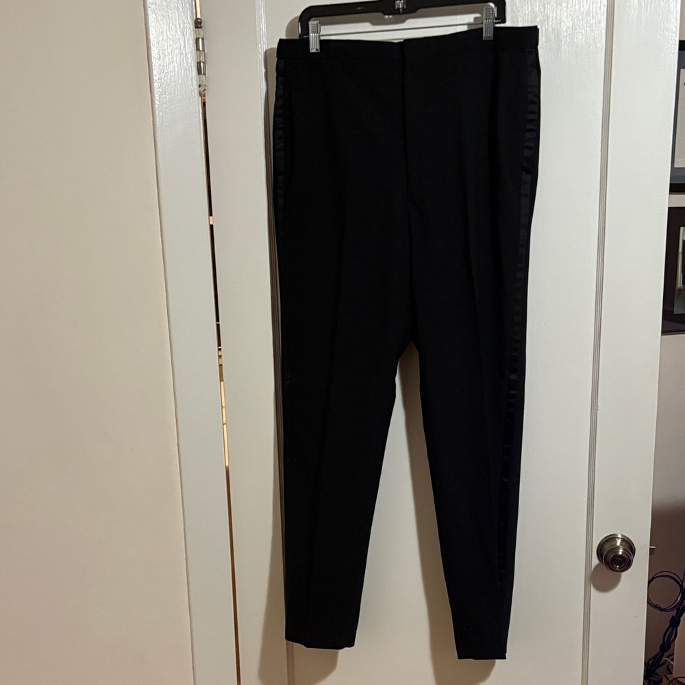Men's Size 36 Tuxedo Pants Tailored Black with Satin Stripe on the Legs